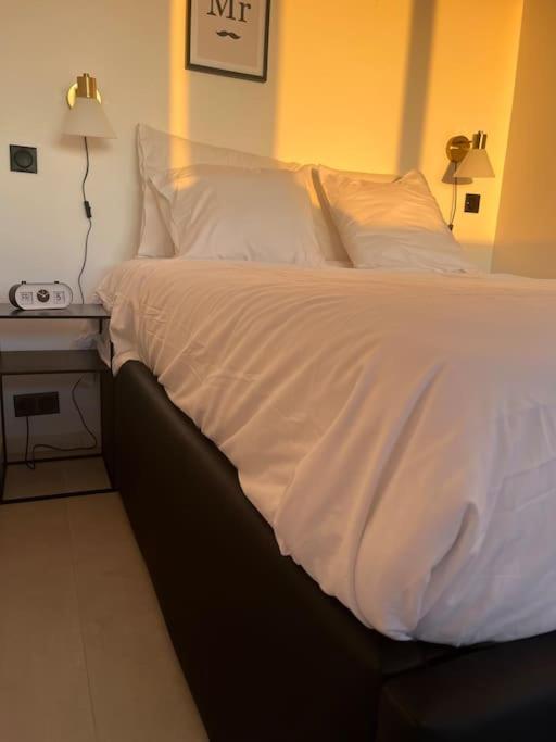 Suite « Body Love » - Jacuzzi Privatif Créteil Exterior foto