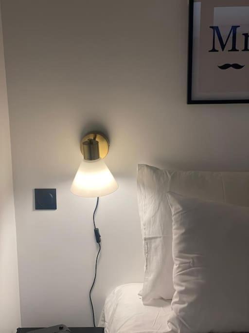 Suite « Body Love » - Jacuzzi Privatif Créteil Exterior foto